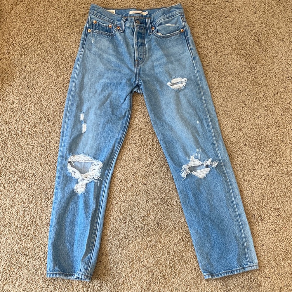 levi wedgie straight jeans